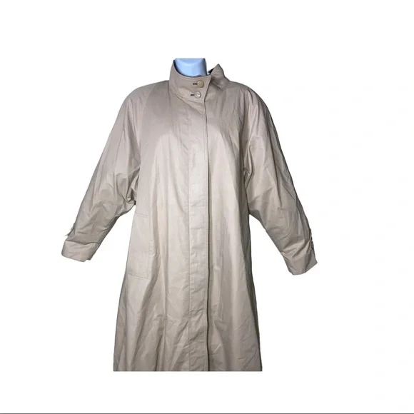 London Fog Trench Coat Beige Size 10 Regular - Picture 4 of 16